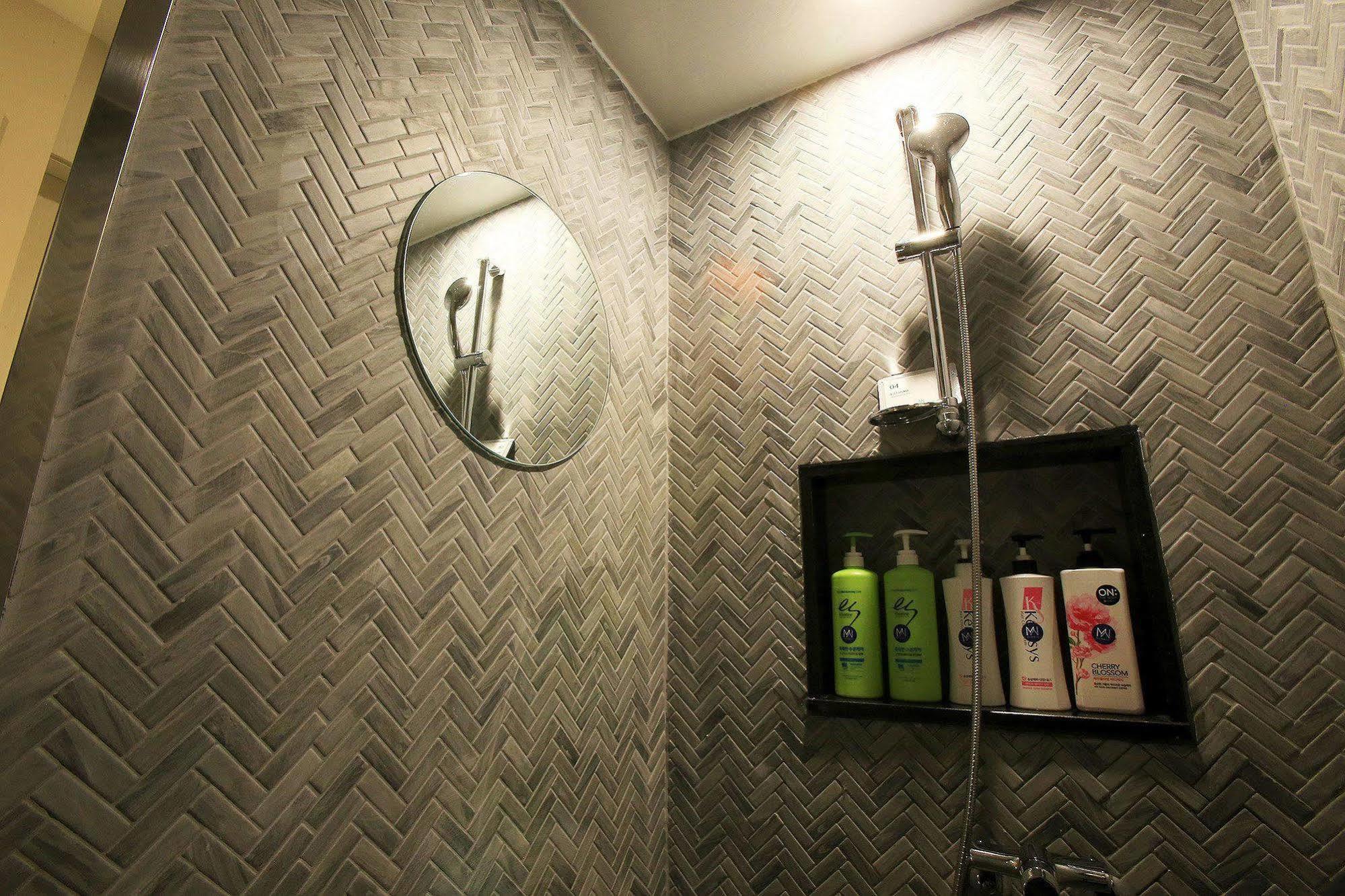 Hotel Yaja Jungwang Siheung Екстер'єр фото