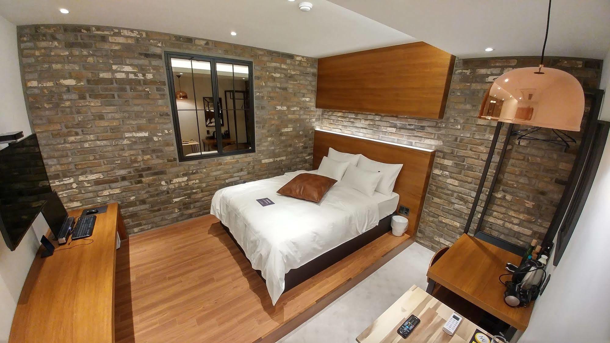 Hotel Yaja Jungwang Siheung Екстер'єр фото
