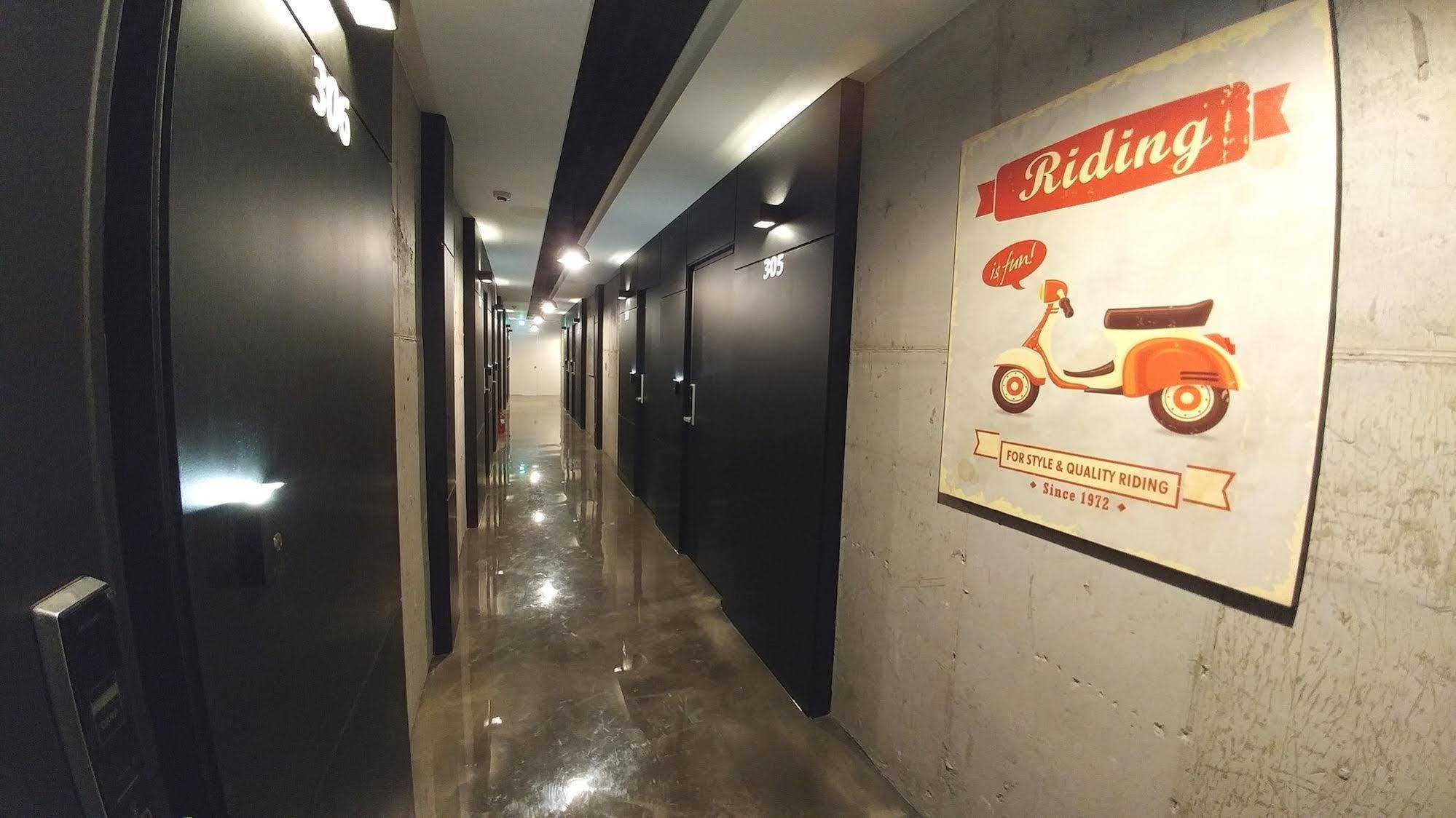 Hotel Yaja Jungwang Siheung Екстер'єр фото